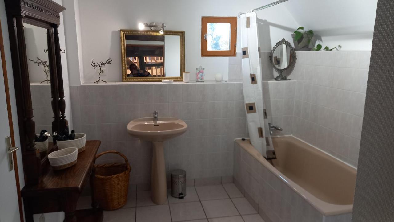 Le Havre De Paix Villa Devay Bagian luar foto